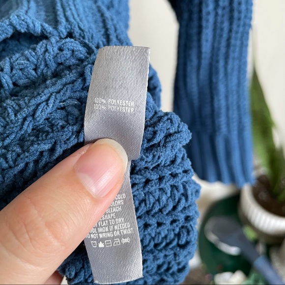 Aerie Chenille Blue Oversized Sweater - Picture 6 of 6
